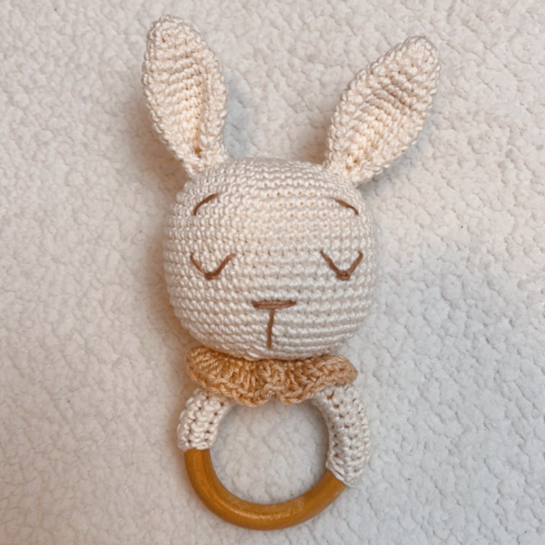 Amigurumi Chocalho - Coelho